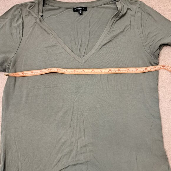 Dynamite v-neck tee shirt - Picture 3 of 5